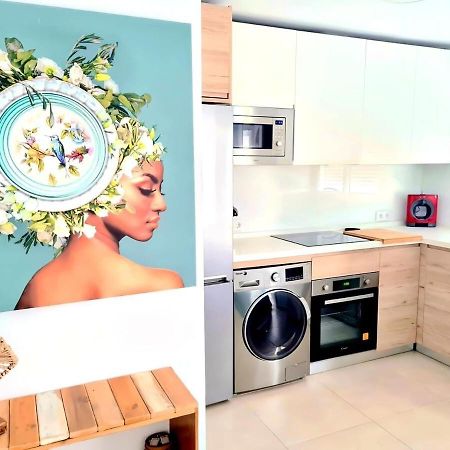 Apartamento Moderno Y Con Estilo En La Carihuela Torremolinos Dış mekan fotoğraf