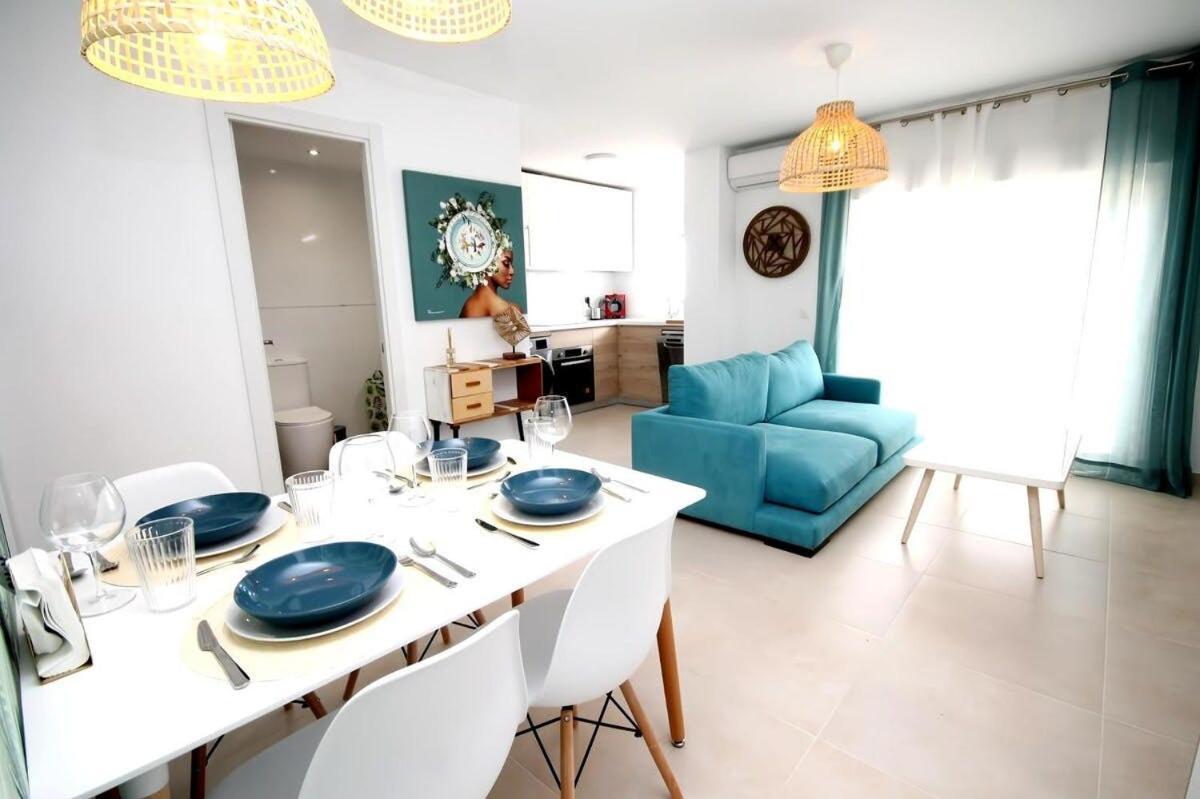 Apartamento Moderno Y Con Estilo En La Carihuela Torremolinos Dış mekan fotoğraf