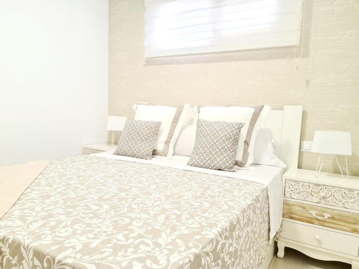 Apartamento Moderno Y Con Estilo En La Carihuela Torremolinos Dış mekan fotoğraf