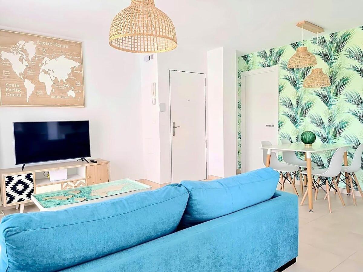 Apartamento Moderno Y Con Estilo En La Carihuela Torremolinos Dış mekan fotoğraf