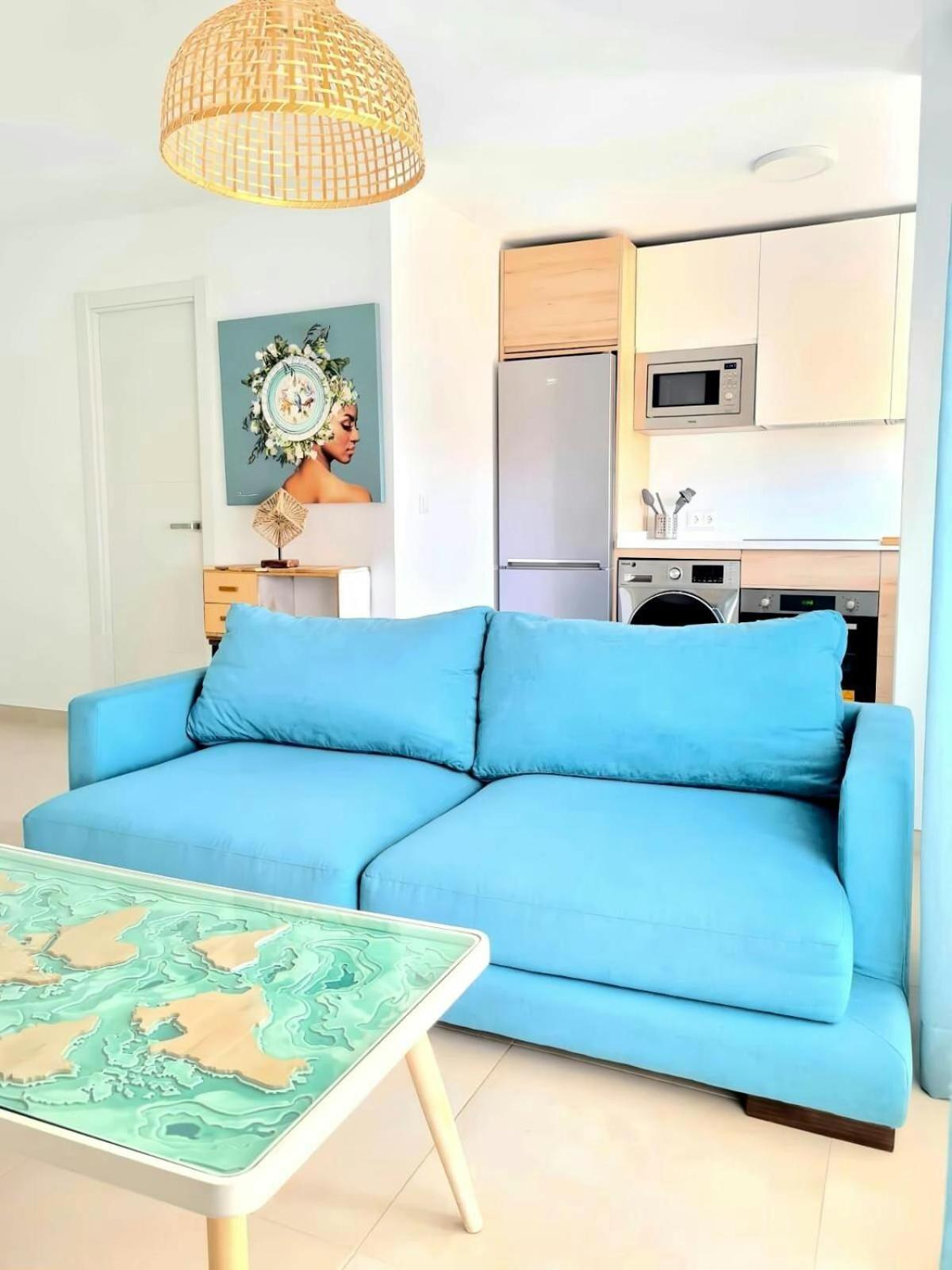 Apartamento Moderno Y Con Estilo En La Carihuela Torremolinos Dış mekan fotoğraf